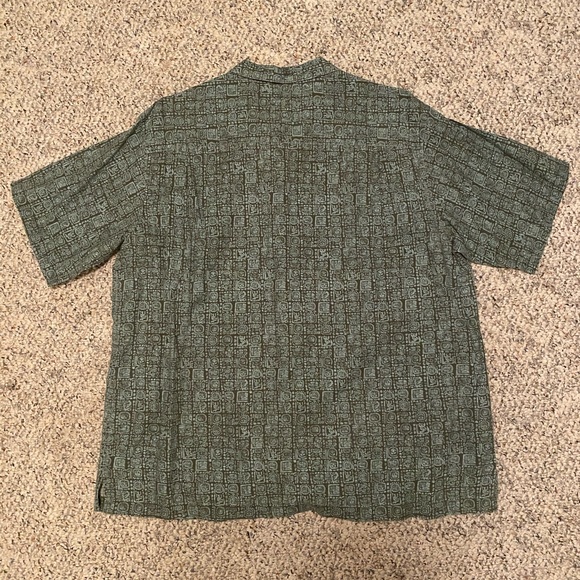 LL Bean Aztec Short Sleeve Button Up Green Sz L - Picture 5 of 5